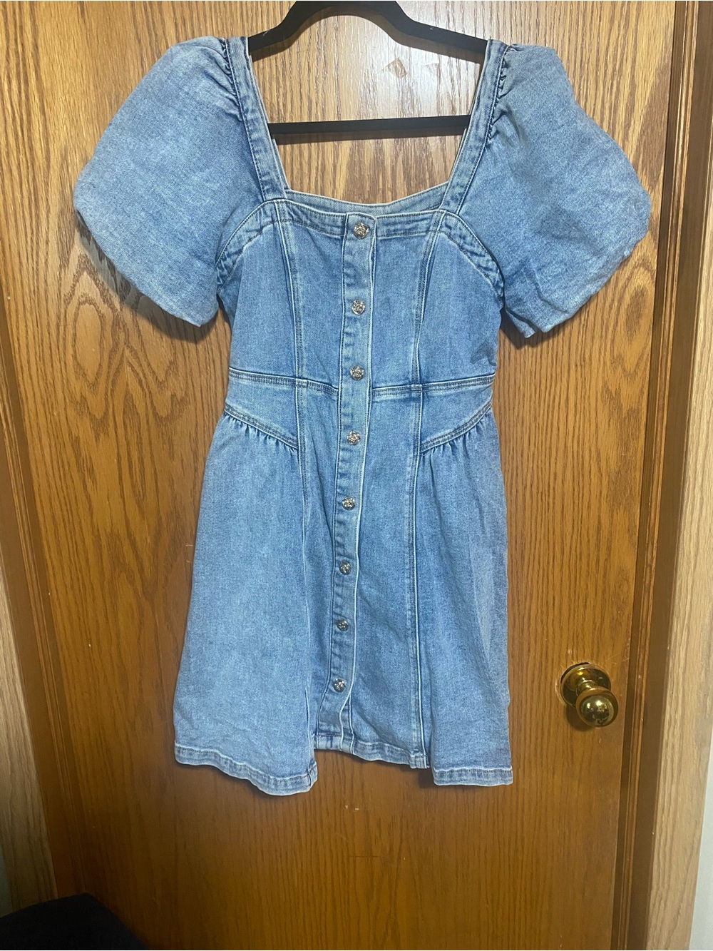 Denim Button-Front Puff Sleeve Dress